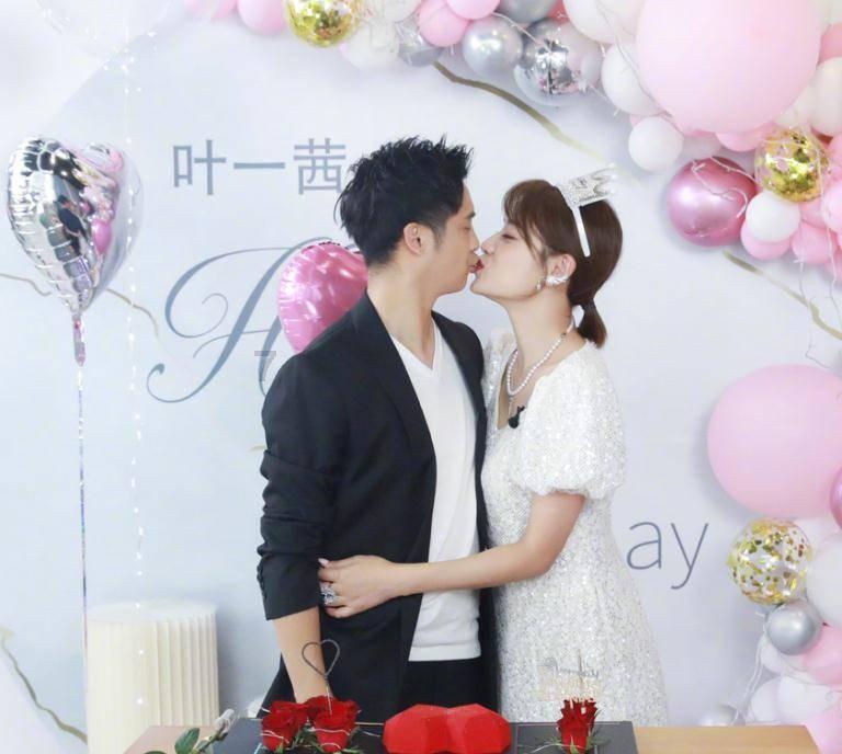 你的公司是如何挺过这三年的？有被迫发展副业吗？游戏画面